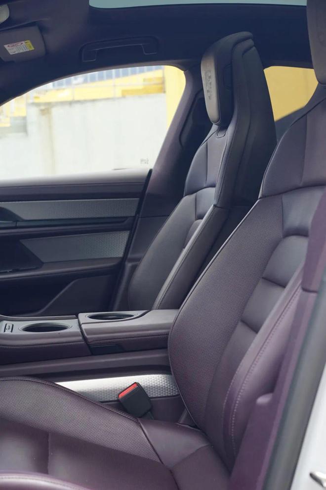 需多言保时捷Taycan 4开元棋牌试玩【路试】强者无(图2)