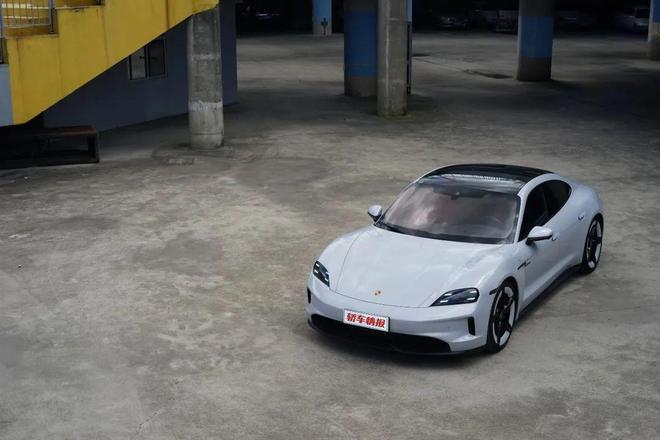 需多言保时捷Taycan 4开元棋牌试玩【路试】强者无(图8)